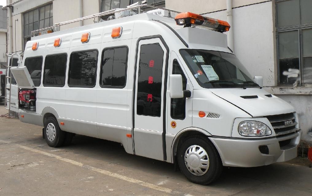 礦山救護(hù)車